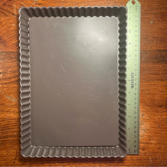 Metallic Rectangular Tart Pan - Picture 4 of 5